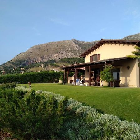 Villa Siciliana Con Piscina E Vista Panoramica Sul Mare Borgetto Bagian luar foto