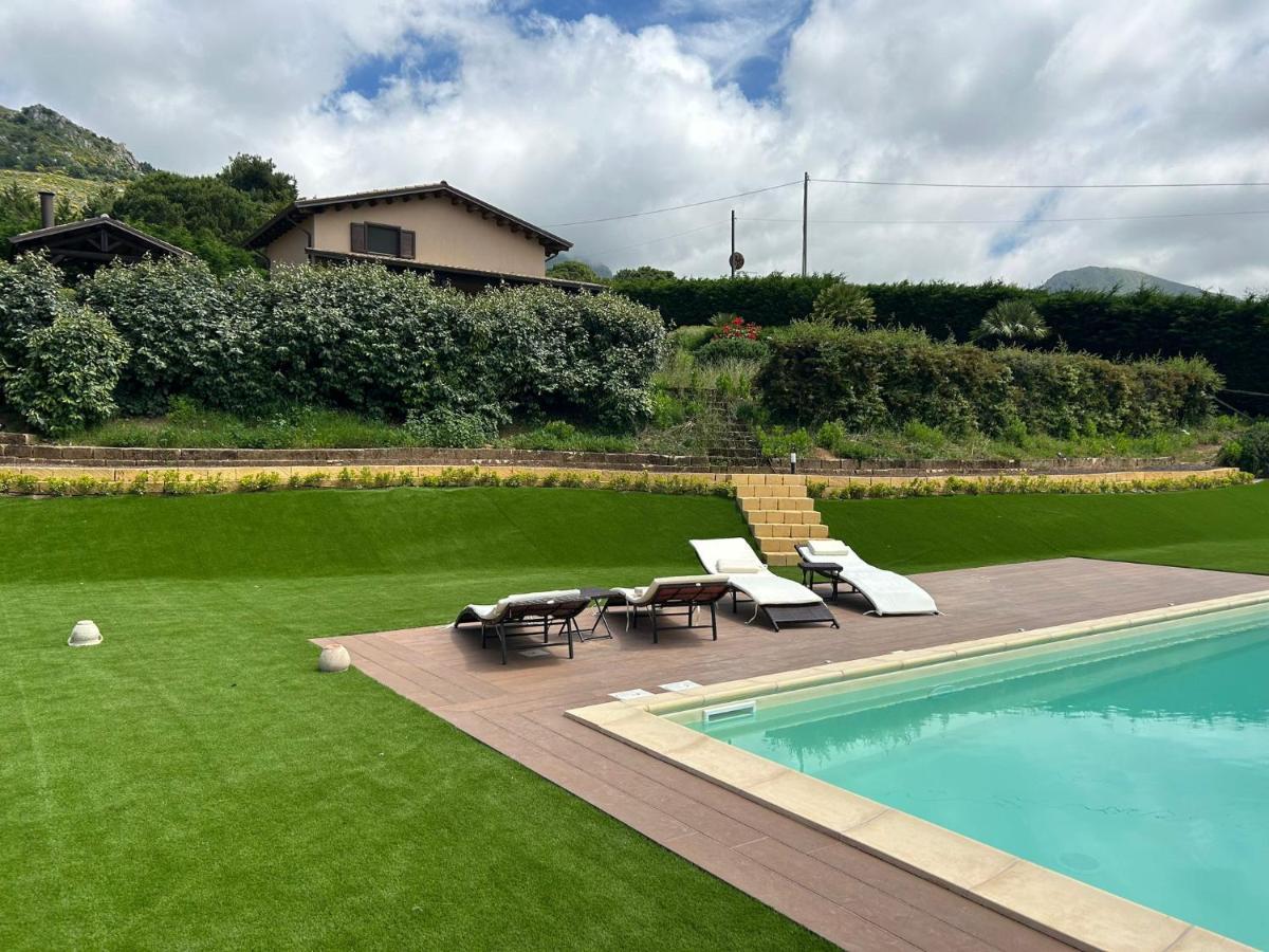 Villa Siciliana Con Piscina E Vista Panoramica Sul Mare Borgetto Bagian luar foto