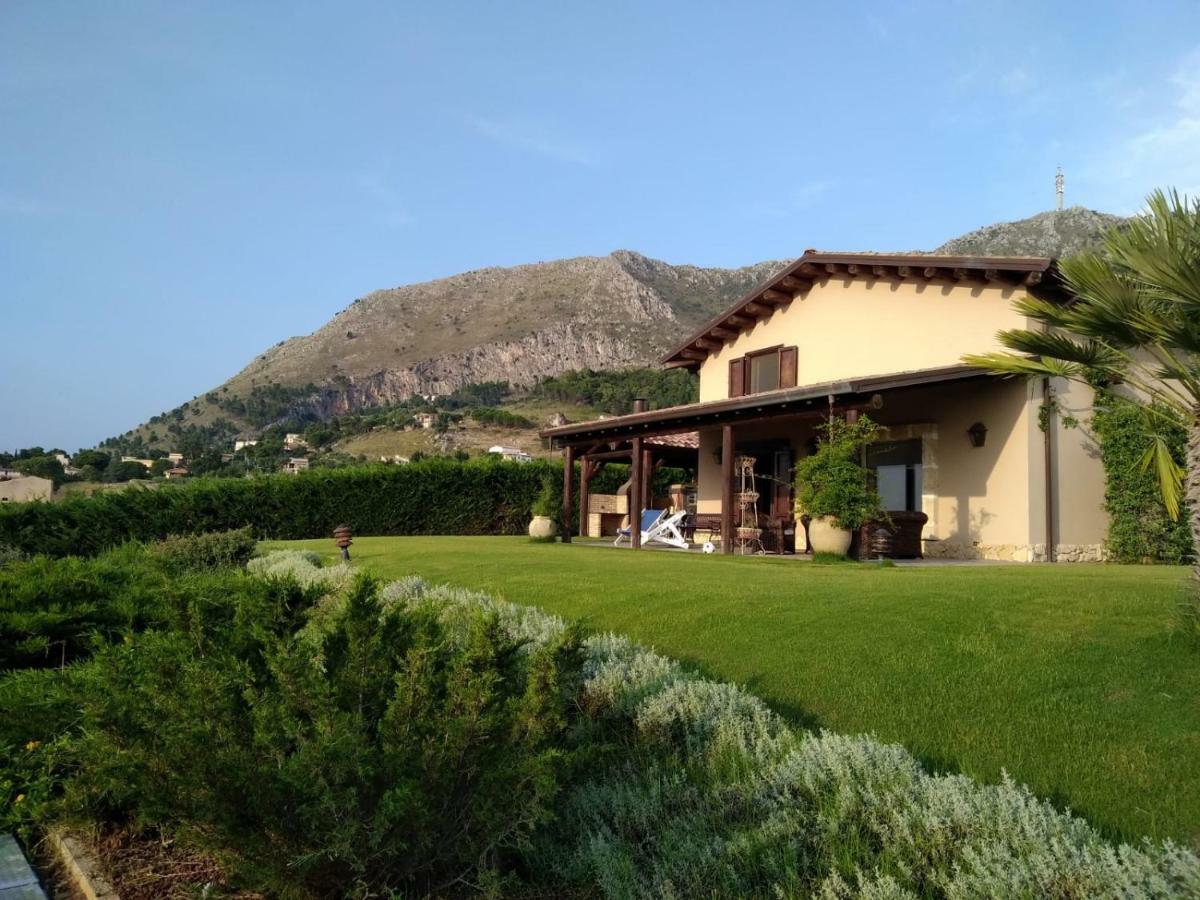 Villa Siciliana Con Piscina E Vista Panoramica Sul Mare Borgetto Bagian luar foto